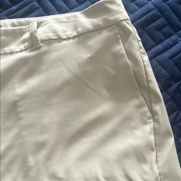 Cream color Nike Shorts with Tailored Flat Front Design - Picture 4 of 14